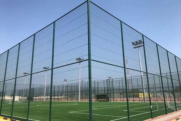 k1体育照明1000W投光灯用在迪拜的球场项目